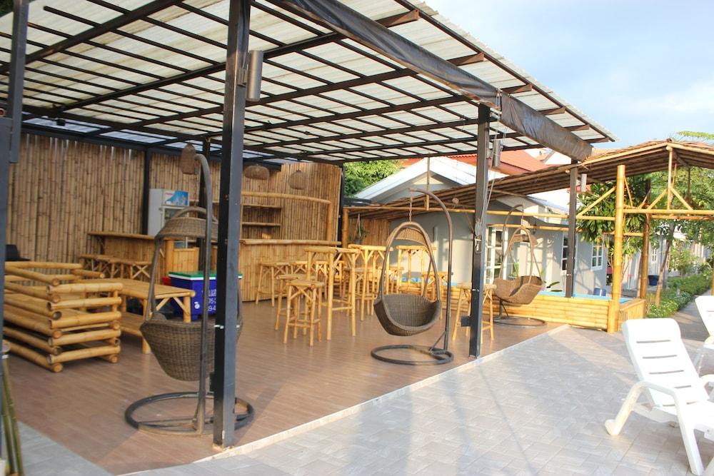 1715 House - White Rhino Hotell Rawai Eksteriør bilde