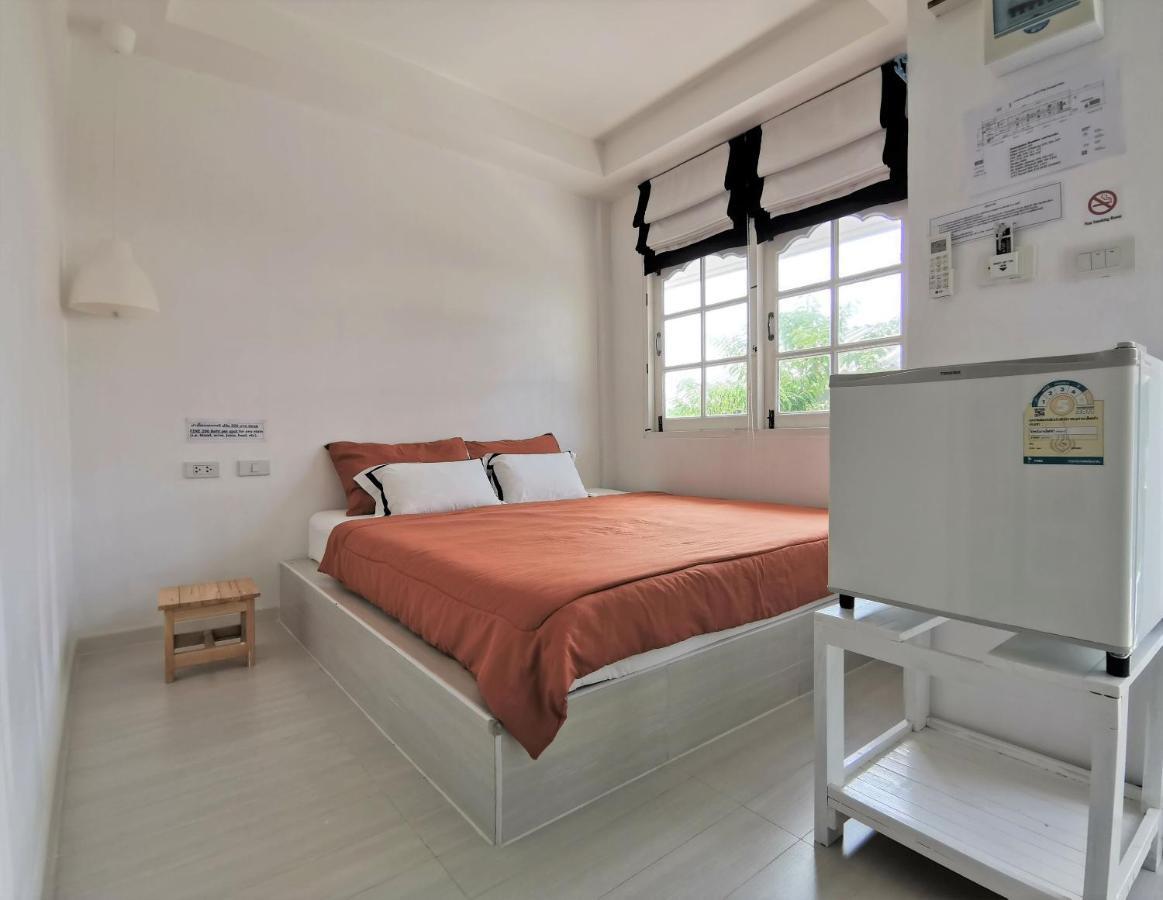 1715 House - White Rhino Hotell Rawai Eksteriør bilde